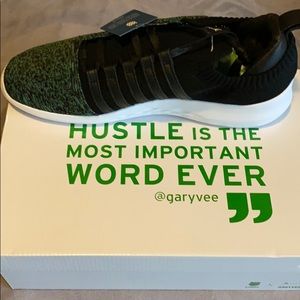 Gary V Gen-K Icons.  Green/Black. New Size 11